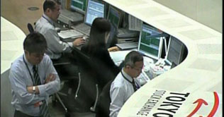 Bearish trend prevails at Asian stocks